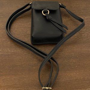 BP Phone Crossbody